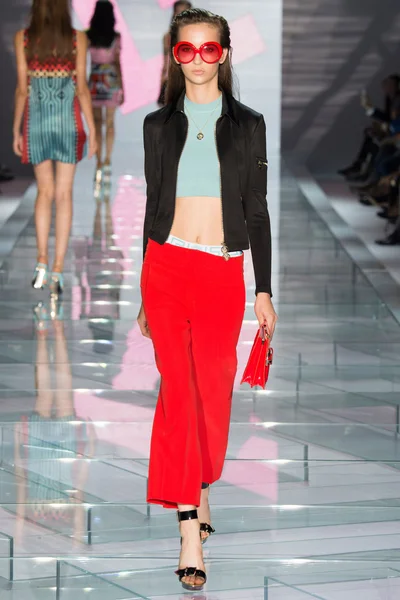 Look 31